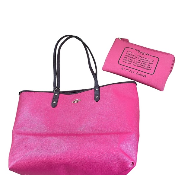 COACH Reversible tote - Picture 3 of 8